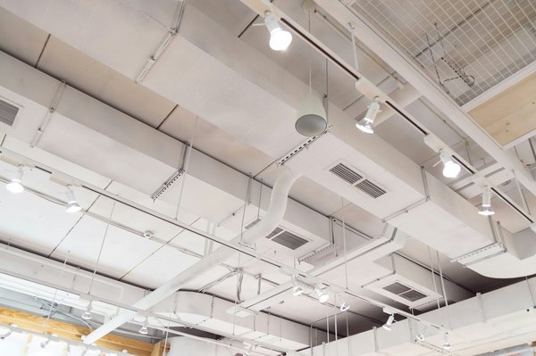 Les avantages des installations VMC dans les bâtiments commerciaux et industriels